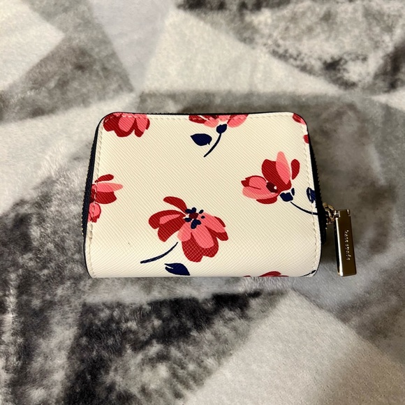Kate Spade Staci Tea Garden wallet - Picture 2 of 3
